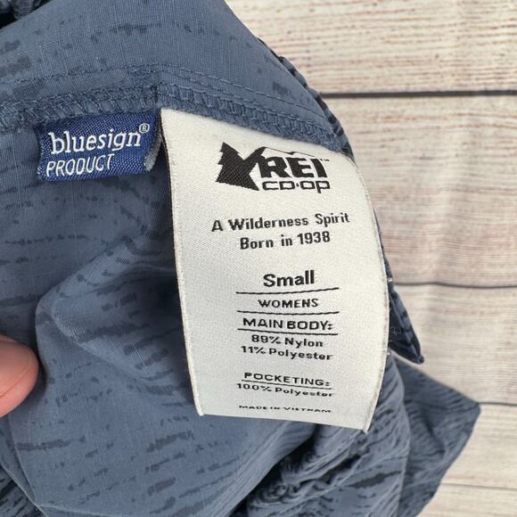 REI Co-Op Sahara Amphib Shorts Women's Size Small Blue 3 Pockets - Picture 8 of 11